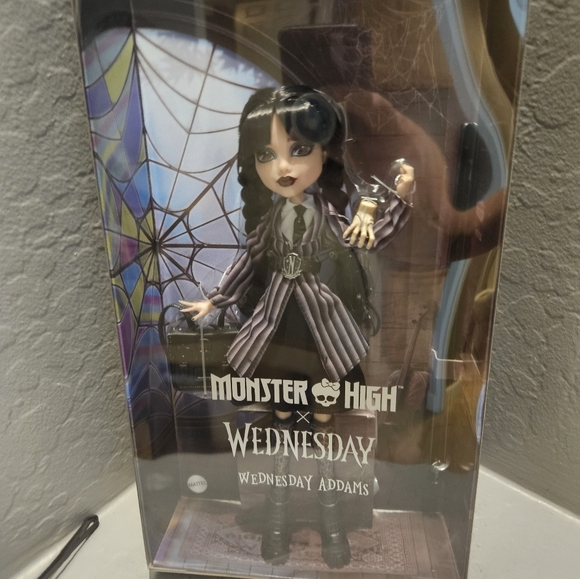 Monster High Wednesday Doll NIB New in Box - Picture 2 of 3